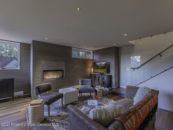 Aspen Home 987481