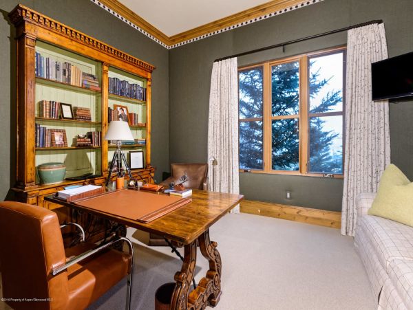 Aspen Home 987482