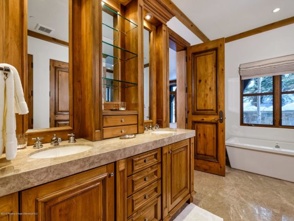 Aspen Home 987482