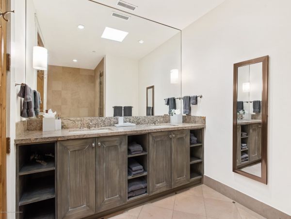 Aspen Home 987483