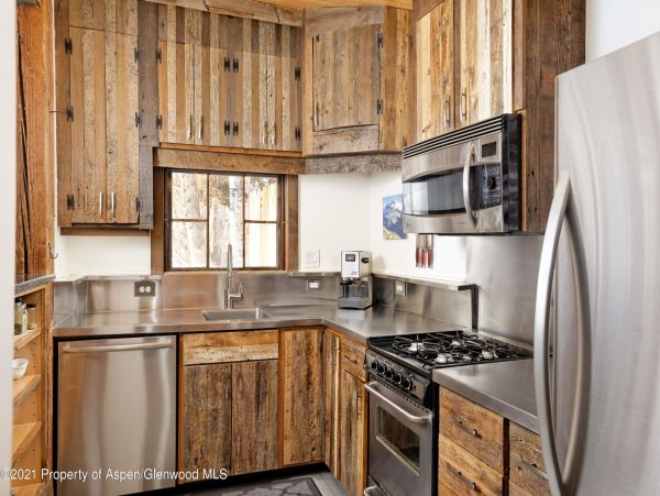 Aspen Home 987484