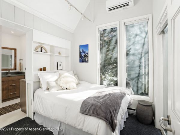 Aspen Home 987484