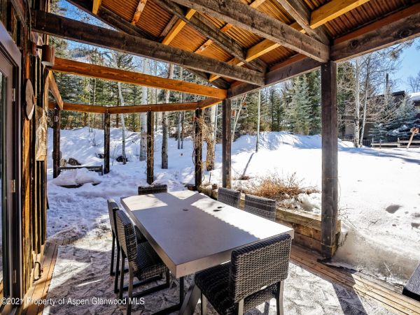 Aspen Home 987484