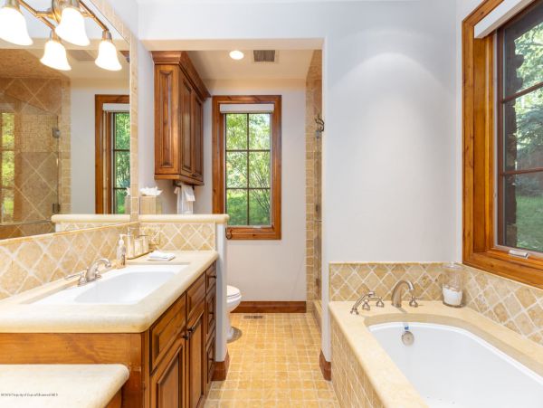 Aspen Home 987485