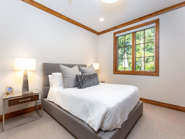 Aspen Home 987485