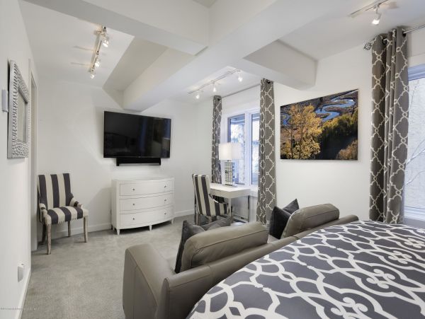 Aspen Home 987488