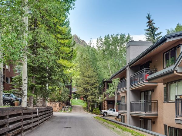 Aspen Home 987492