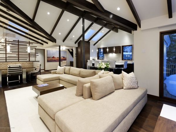 Aspen Luxury Vacation Rental - 5 Bedroom Aspen Core Residence with Mountain Views