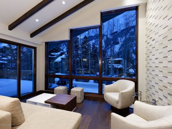 Aspen Luxury Vacation Rental - 5 Bedroom Aspen Core Residence with Mountain Views
