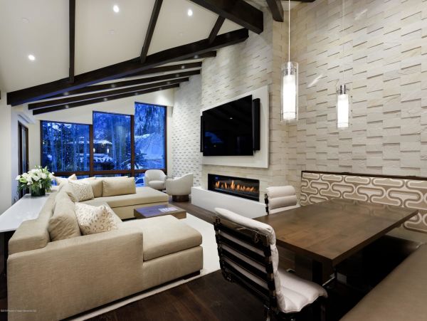 Aspen Luxury Vacation Rental - 5 Bedroom Aspen Core Residence with Mountain Views