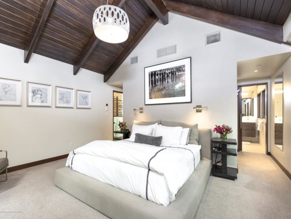 Aspen Luxury Vacation Rental - 5 Bedroom Aspen Core Residence with Mountain Views