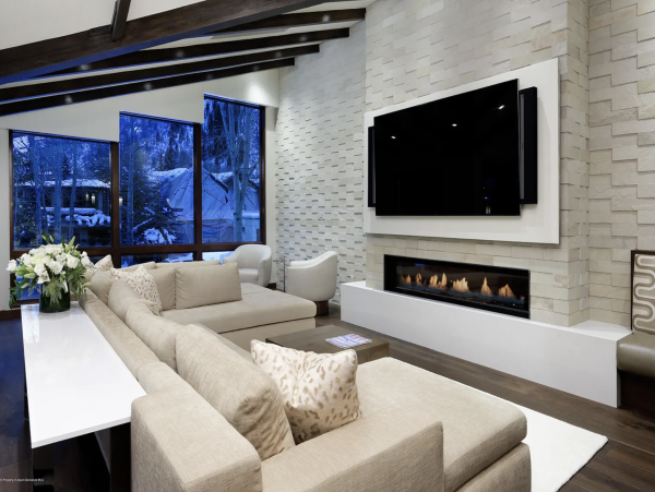 Aspen Luxury Vacation Rental - 5 Bedroom Aspen Core Residence with Mountain Views