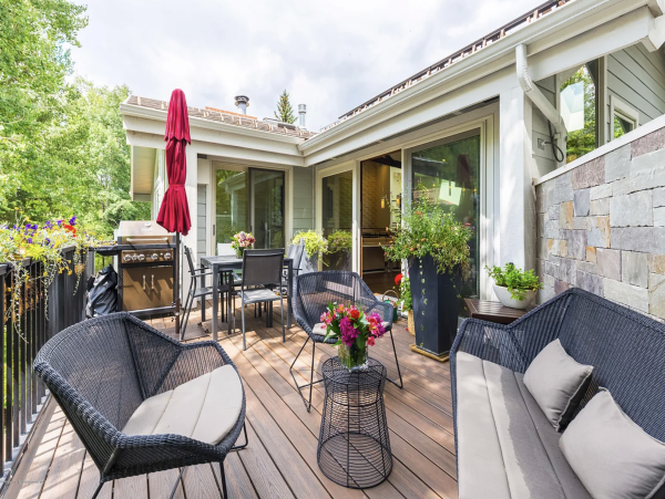 Aspen Luxury Vacation Rental - 5 Bedroom Aspen Core Residence with Mountain Views