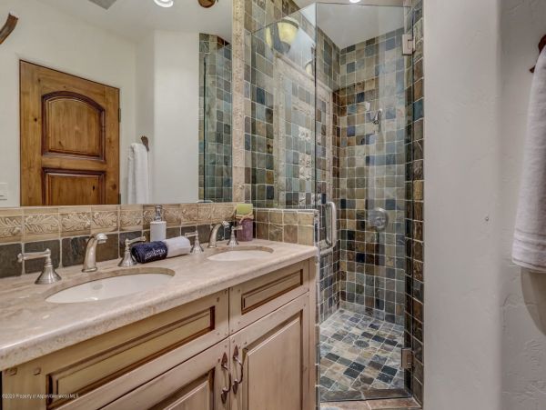 Aspen Home 987498