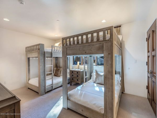 Aspen Home 987498