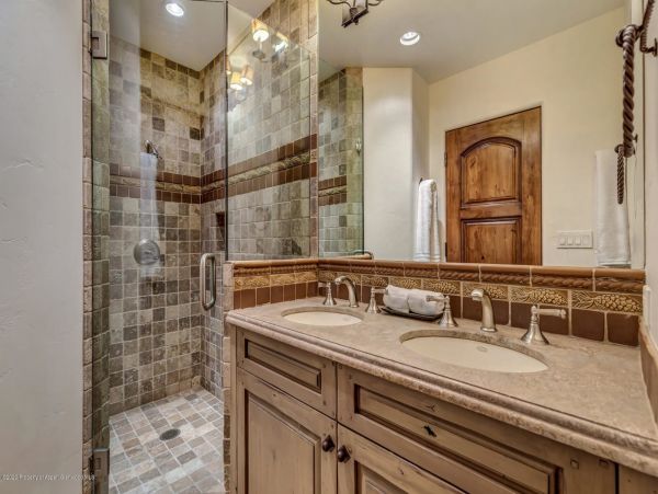 Aspen Home 987498