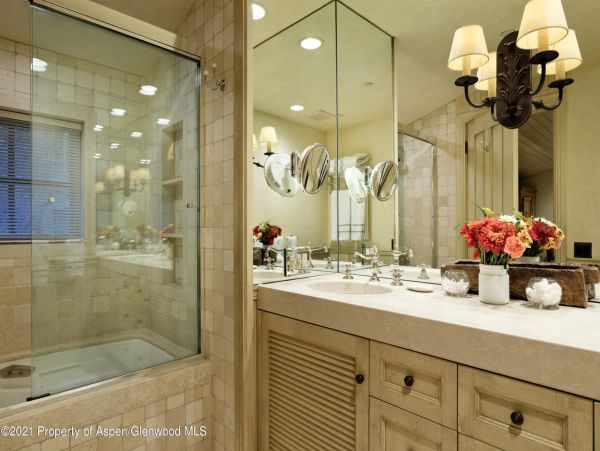 Aspen Home 987500