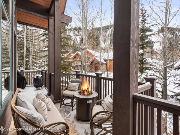Aspen Home 987504