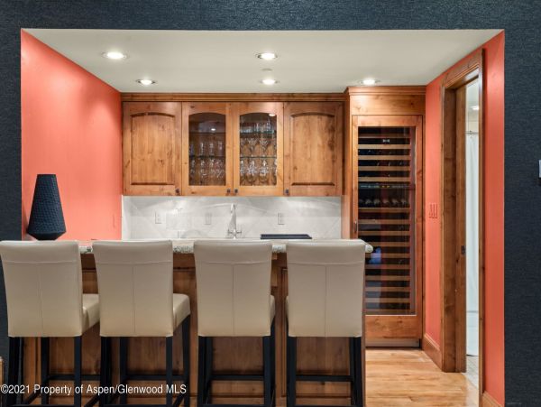 Aspen Home 987504