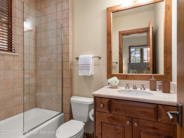 Aspen Home 987504