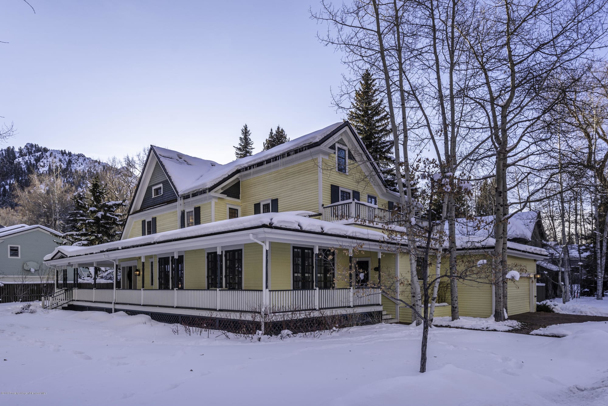 Aspen Home 987511