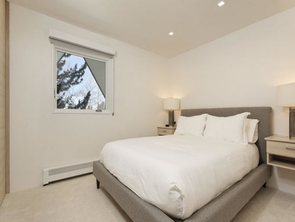 Aspen Home 987512