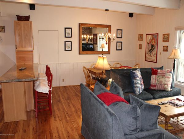 Aspen Home 987518