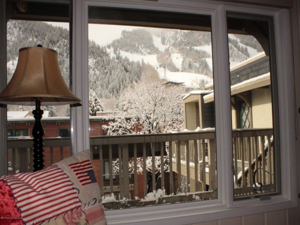 Aspen Home 987518