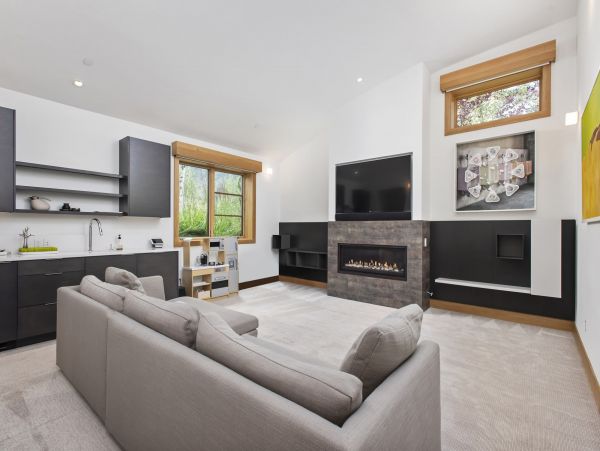 Aspen Home 987520