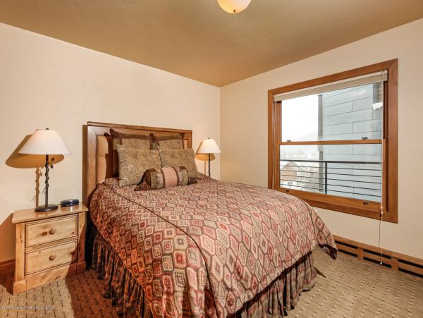 Aspen Home 987523