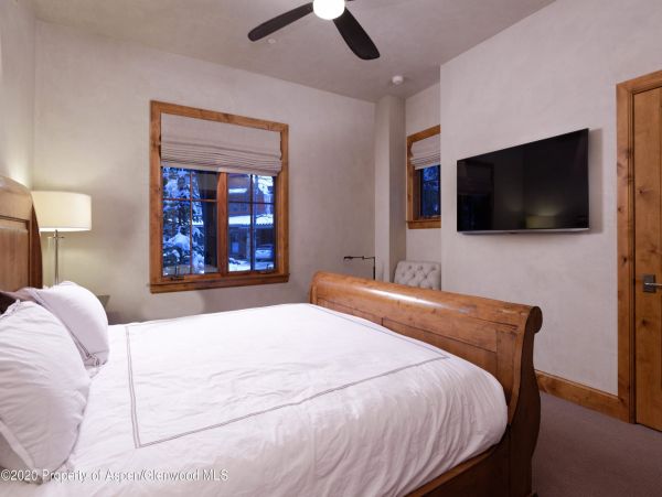 Aspen Home 987524
