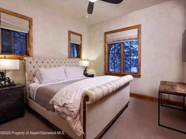 Aspen Home 987524