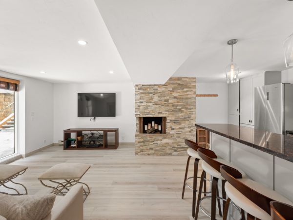 Aspen Home 987525