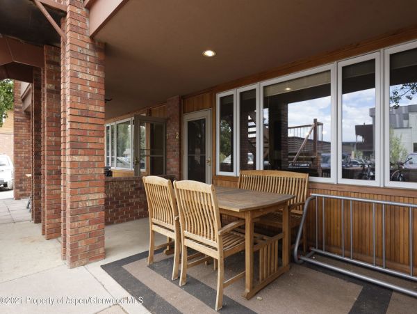Aspen Home 987526