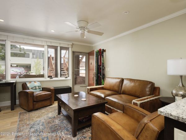 Aspen Home 987526