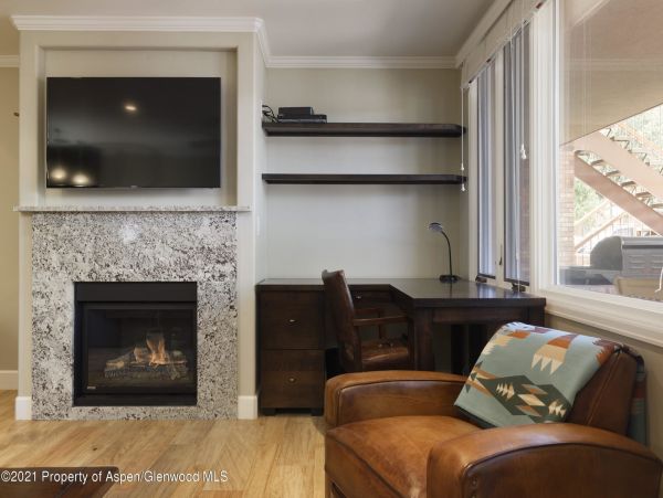 Aspen Home 987526