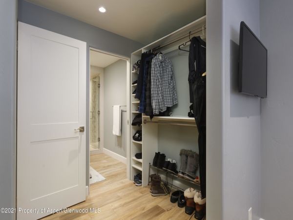 Aspen Home 987526