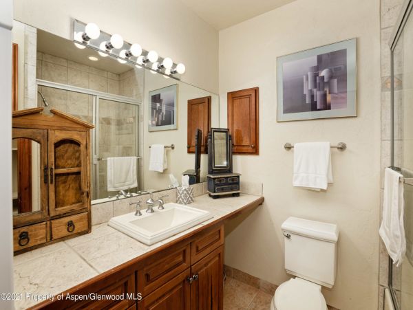 Aspen Home 987529