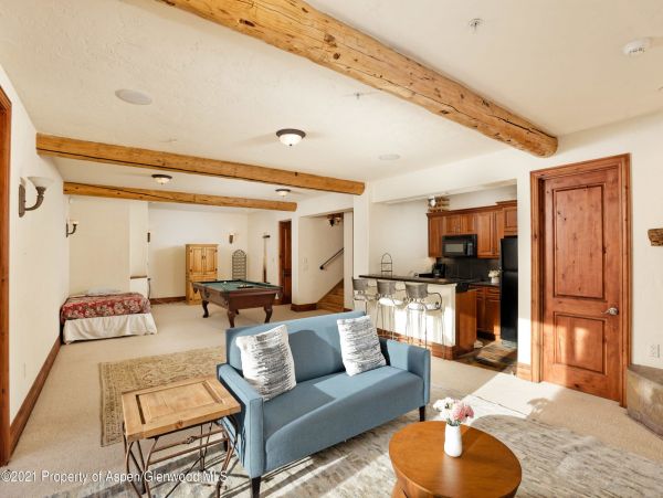 Aspen Home 987529