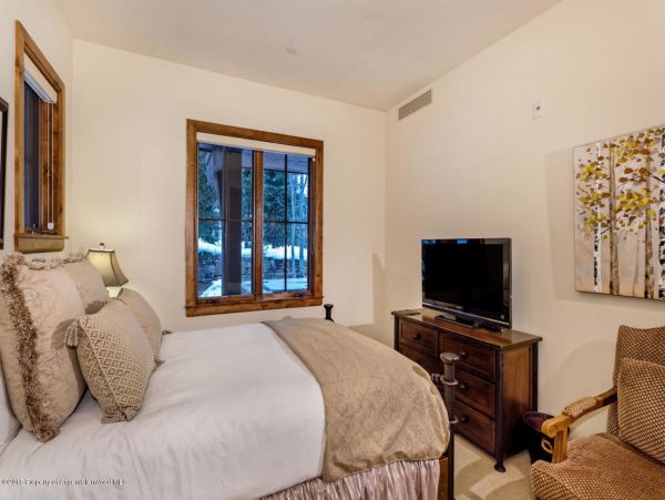 Aspen Home 987530
