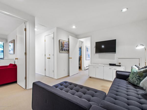 Aspen Home 987539