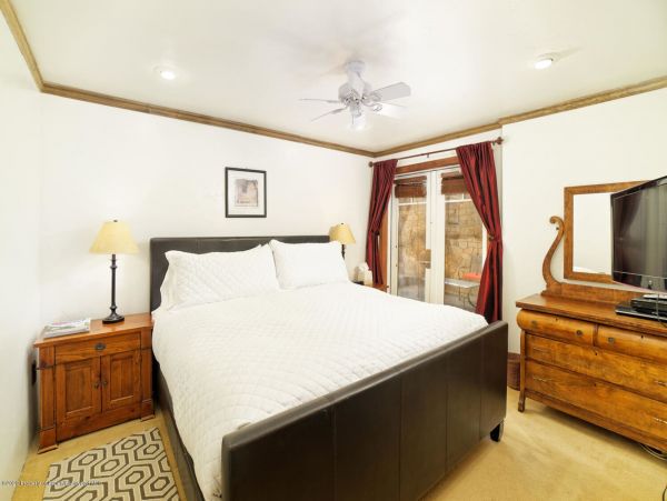 Aspen Home 987548