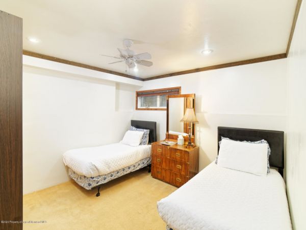 Aspen Home 987548