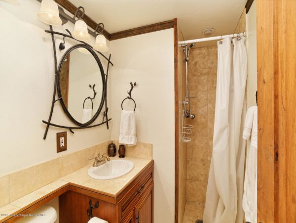 Aspen Home 987548