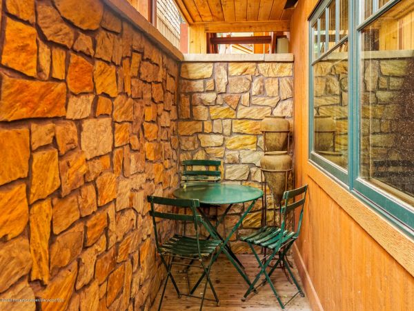 Aspen Home 987548