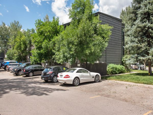 Aspen Home 987550