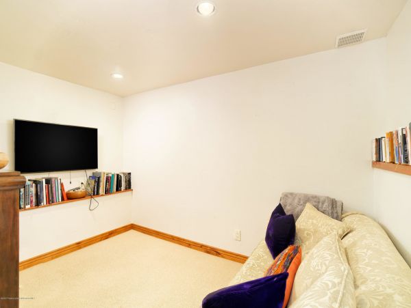 Aspen Home 987551