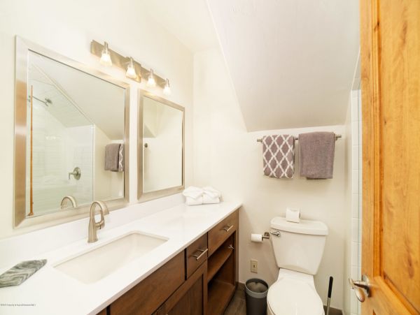 Aspen Home 987551