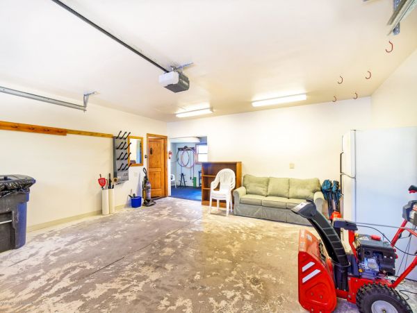 Aspen Home 987551