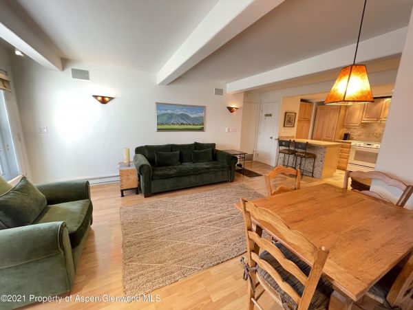 Aspen Home 987552